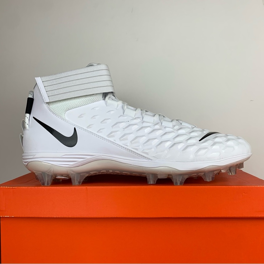 Nike Force Savage Pro 2 Football Cleats